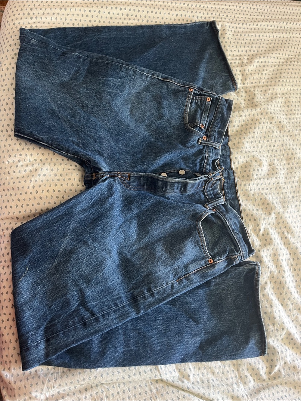Levi’s | 36x34 | Classic button fly 501’s